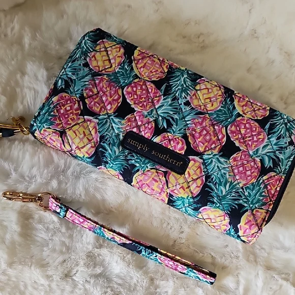 New! Simply Southern Pineapple Print Wallet - Black and Pink - Picture 6 of 8